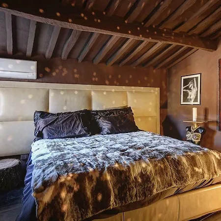 My Chocolate Apartment *
